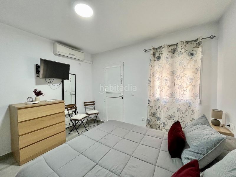 Foto 07213700-a0eb-45ea-8889-399212e92574. Casa adossada a Centro Torre del Mar