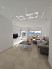 Appartement à Caleta de Velez. Exclusiva vivienda en baviera golf