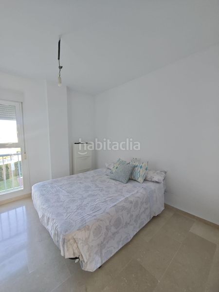 Foto b7e3f70d-a5d9-4271-9ca1-b7d1d7e09c85. Pis amb aparcament piscina a Caleta de Velez
