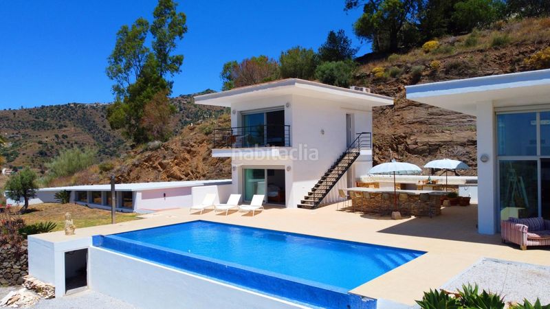 Foto 17ea9317-5229-43c3-9a45-50f88509e047. Xalet amb aparcament piscina a Sayalonga