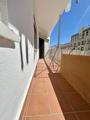 Pis a Paseo Marítimo de Levante