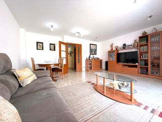 Reihenhaus  Carrer jacint verdaguer. Casa apareada con jardín privado y garaje en el morell – 4 habit