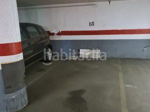 Foto 600666bd-28b8-4d9e-88e5-0664b12f5480. Aparcament cotxe a El Clot Barcelona