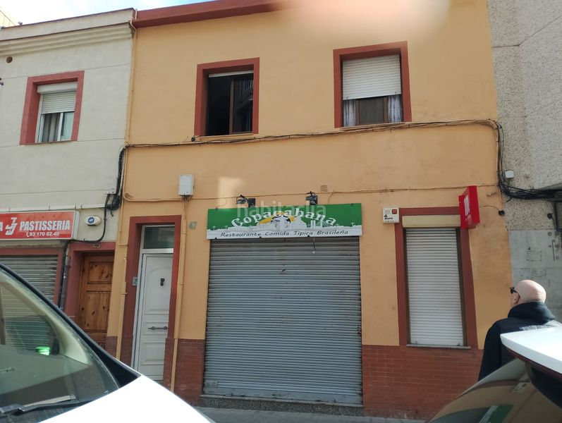 Foto 5c8090a7-15c7-414d-91c7-1ac8623ee8bc. Xalet amb aparcament a Lloreda Badalona