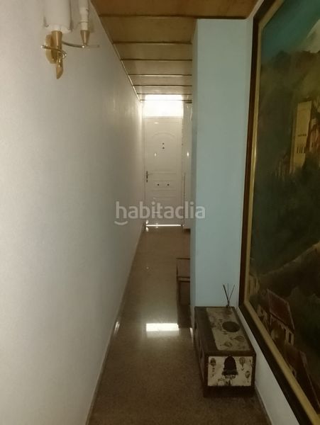 Foto 7cf8905b-705f-4e65-99dc-ecd190e75afe. Xalet amb aparcament a Lloreda Badalona