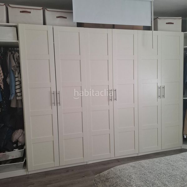 Foto 17e5b1d0-7a7c-4814-aaa6-3f537fe3e278. Casa amb calefacció a Bufalà Badalona