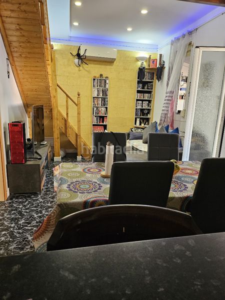 Foto 11a635d1-1101-4697-a022-b6fc8eb94836. Casa a Sant Crist Badalona