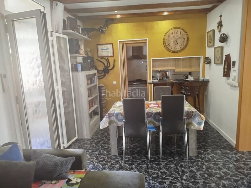 Foto fcd0c749-0279-4226-b386-fb7a5de1bba1. Casa a Sant Crist Badalona