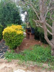 Maison  Avinguda d'alfou. Se vende casa independiente con gran parcela en sant julià d’alf