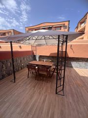 Casa adossada  Avenida avenida rosa de los vientos. Adosado en el gale�n  urbanizaci�n fransac ii adeje, tenerife su