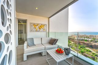 �tic en Avenida adeje 300 10. Atico en venta en playa paraiso