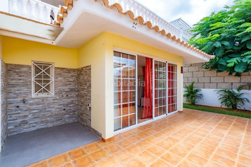 Foto 0a33334a-5fdc-4c91-a8c7-c340b40ba5d7. Casa adossada amb aparcament a Palm - Mar Arona