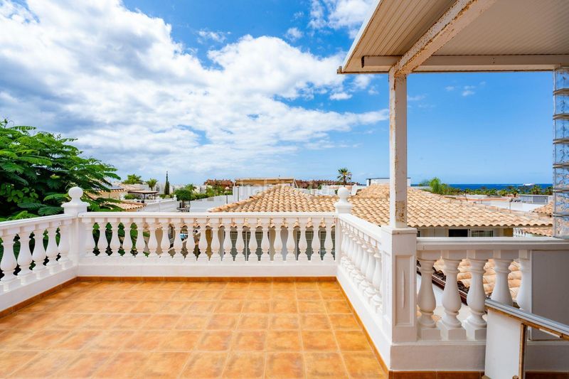 Foto 69ab804c-a3e2-43af-85ac-61bfeb7ebe62. Casa adossada amb aparcament a Palm - Mar Arona