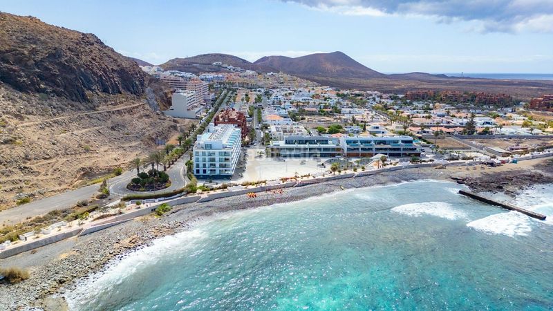 Foto d5195205-e409-4a3c-9996-d8efddaeb305. Casa adossada amb aparcament a Palm - Mar Arona