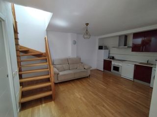 Miete Etagenwohnung  Calle de santiago. Piso  calle santiago