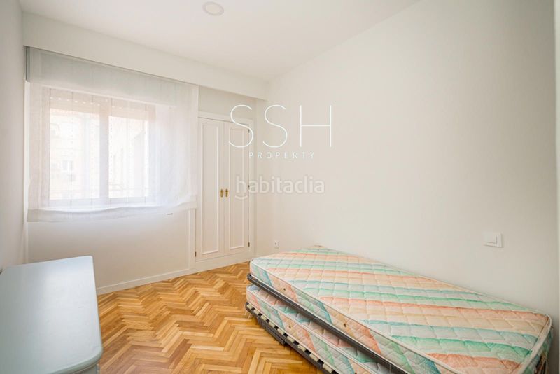 Foto 00d14132-373a-414e-af56-e5a573482d9b. Rent flat with heating parking in Arapiles Madrid