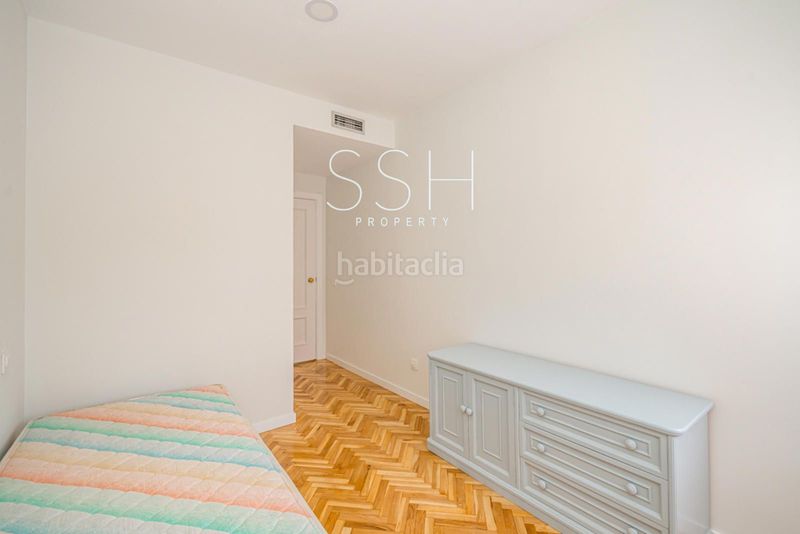 Foto b894fe4c-90d6-45dc-87c9-ef2d9dca485d. Rent flat with heating parking in Arapiles Madrid