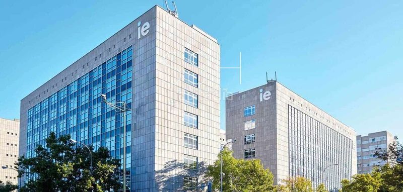 Foto ef2c0d27-e879-47b5-84a6-a70410226037. Lloguer pis a Castellana Madrid