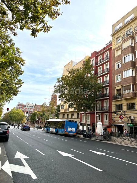 Foto f3dd61dd-ee2b-47e4-b549-0c589bd175c0. Pis amb calefacció a Ríos Rosas-Nuevos Ministerios Madrid
