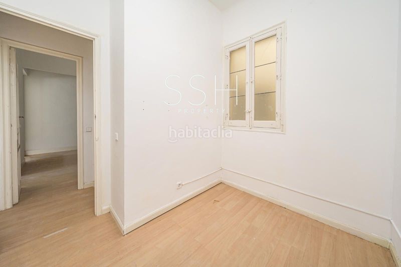 Foto b86b6ba7-2413-4446-baf8-bb64bd611d28. Pis a Recoletos Madrid
