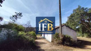 Finca rústica a Codosera (La). ?? finca rústica con casa en portugal – 5,5 hectáreas | alto das