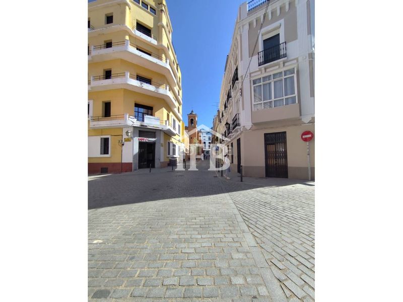 Foto dc0fe104-cb09-4865-9d47-43f51979dff3. Pis a Casco Antiguo Badajoz