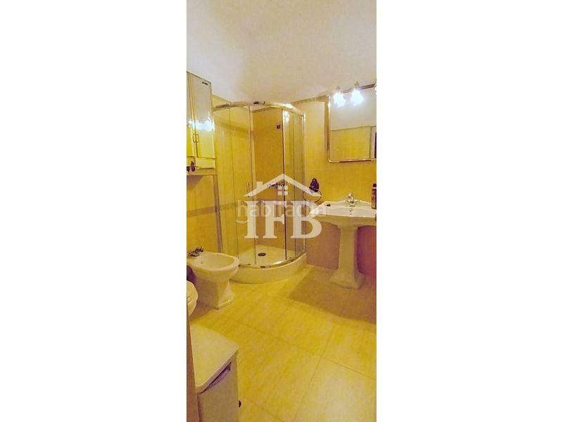 Foto 5b0b46a1-bf2f-457e-9d49-8a1ffb4d2472. Casa amb piscina a Herreruela