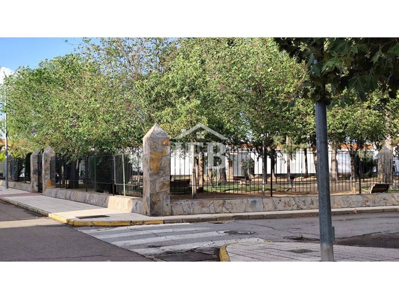 Foto af40f745-94b1-41d4-a567-6db1859b1972. Local comercial a Guadiana