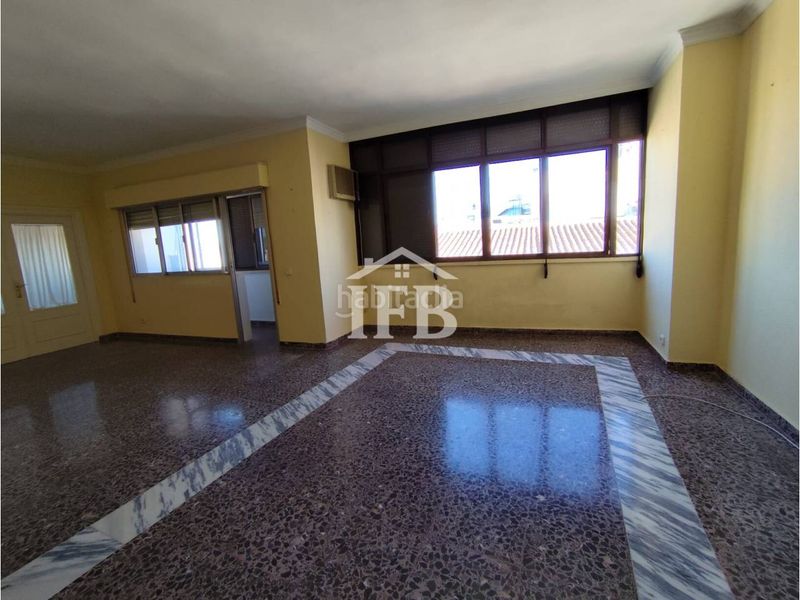 Foto 763cc5ad-7638-4c99-b6d9-981fb5825fa9. Pis a Casco Antiguo Badajoz