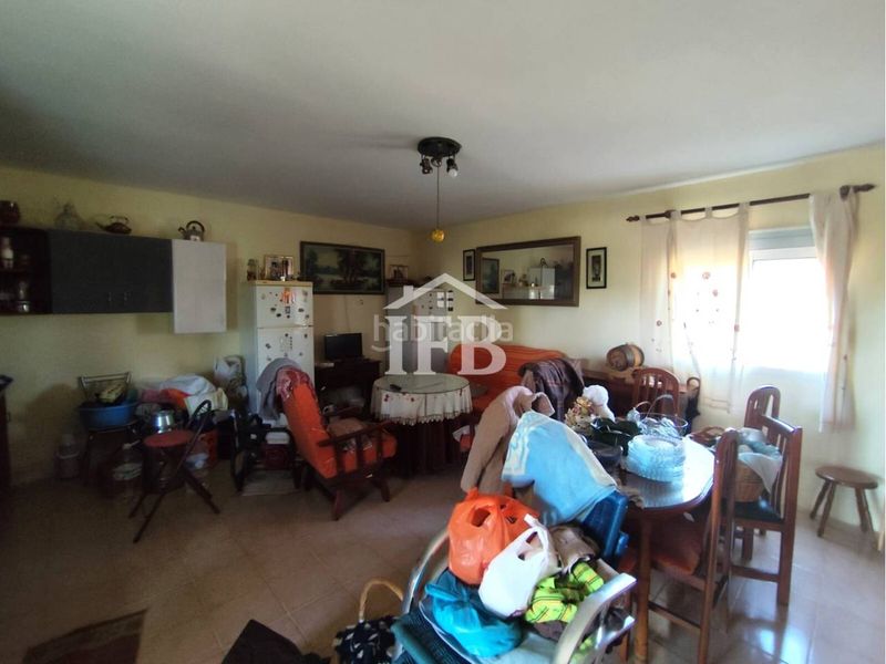 Foto 07164e96-53c2-4239-95a8-b70919fec614. Finca rústica a Carretera de Sevilla - Los Montitos Badajoz