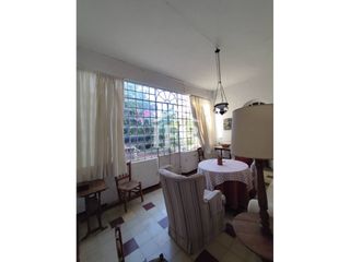 Casa en Plaza espa�a 12. Casa se�orial con m�s de 400 m de zonas exteriores, torreon, pis