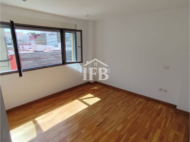 Foto 08e7ba62-8f6e-4308-a70c-1fcd8257de12. Casa amb calefacció aparcament a Maria Auxiliadora - Barriada de Llera Badajoz
