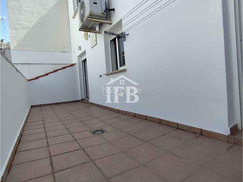 Foto a328edc5-5fdc-4465-9c5a-4fd25f6d49bf. Casa amb calefacció aparcament a Maria Auxiliadora - Barriada de Llera Badajoz