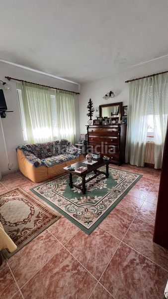Foto f4fe2a83-94f7-4f39-9aac-eea1ef0d5522. Casa amb calefacció aparcament a Zas