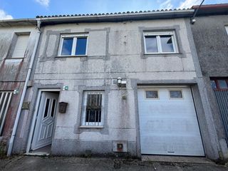 Casa adossada en Carballo. Casa adosada en venta