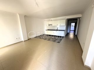 Appartement  Calle laderas de castelar. Vivienda reformada en laderas de castelar con vistas a la vega d