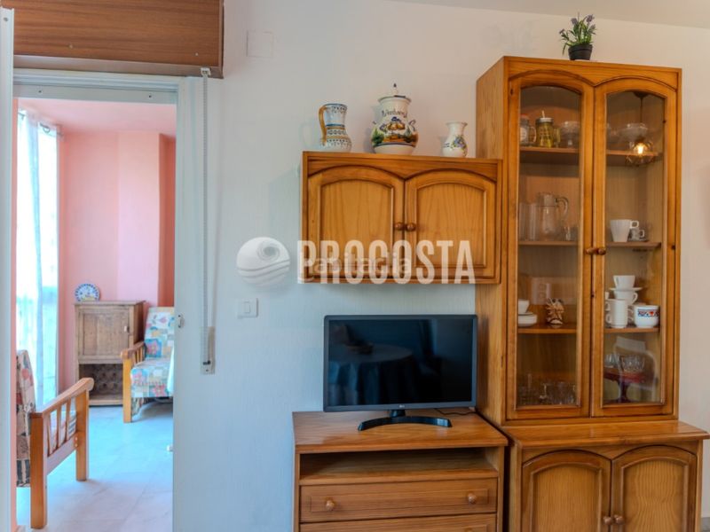 Foto 08ca9980-38f7-4448-9abe-a97f9e501a75. Pis amb aparcament a Almuñecar centro Almuñécar