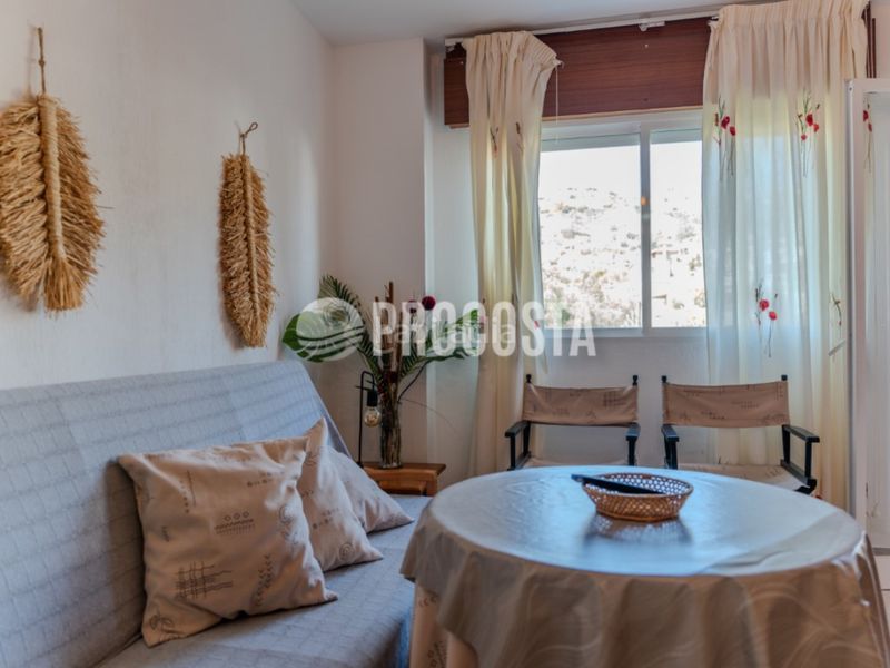 Foto 84b68306-b16e-45aa-8c2f-5d7082141801. Pis amb aparcament a Almuñecar centro Almuñécar