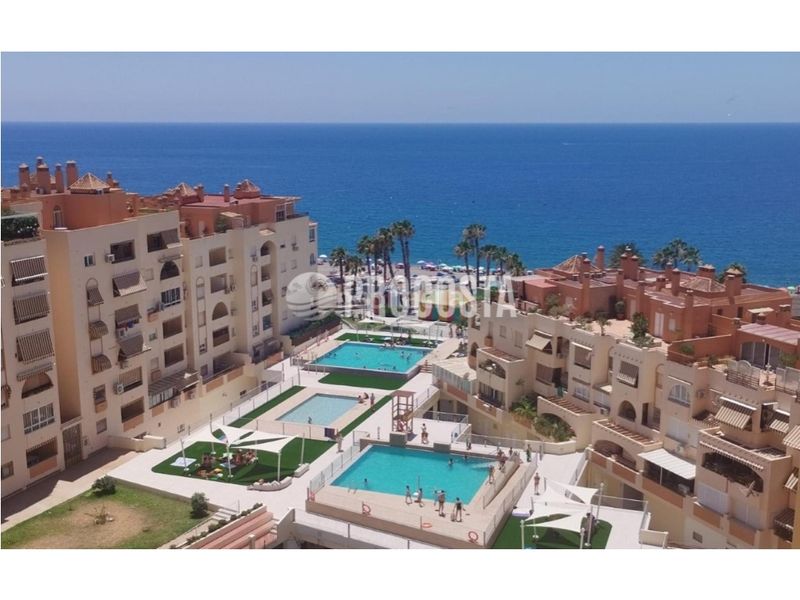 Foto abbb6c89-cf29-4ccb-bf2e-353a141a5819. Pis amb aparcament a Almuñecar centro Almuñécar