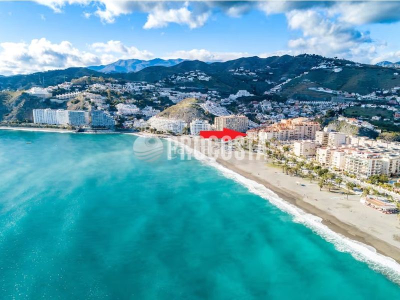 Foto b5656e8c-cfa3-44f3-b9f7-165ee9a1320f. Pis amb aparcament a Almuñecar centro Almuñécar