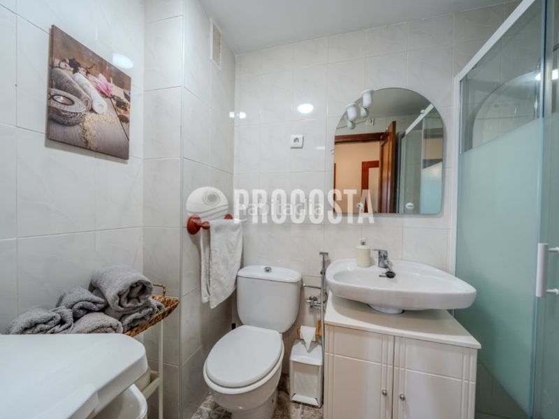 Foto fb06efc9-5003-45c9-b9d1-1c2553a2ac37. Pis amb aparcament a Almuñecar centro Almuñécar