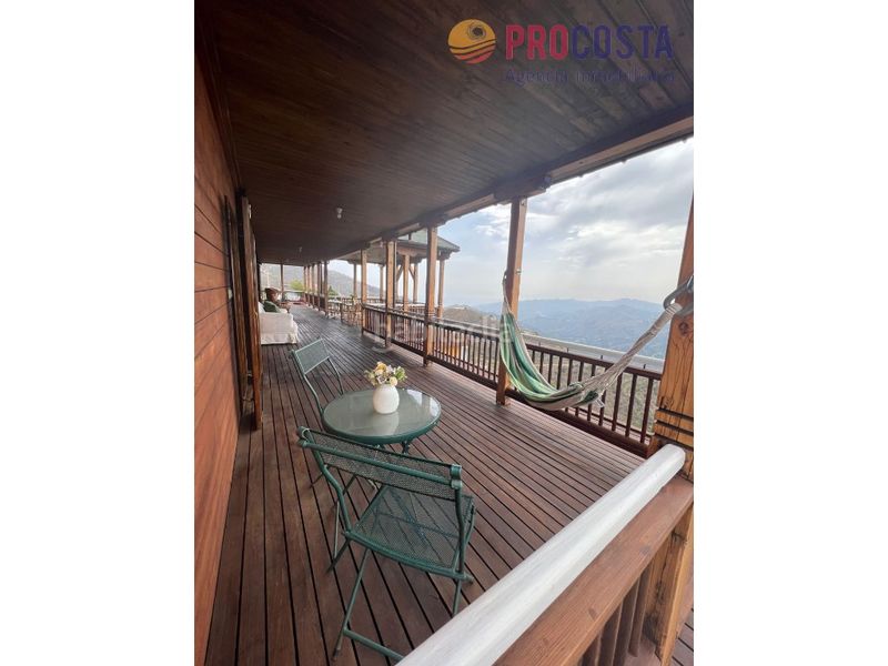 Foto 778f693f-61de-41bc-ace2-aacf1c53adb5. Casa a Jete