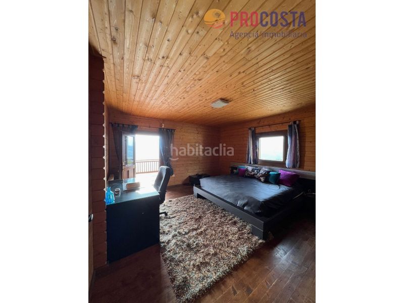 Foto b587b219-807f-40bf-b95d-e0e0e1df150a. Casa a Jete