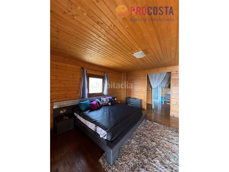 Foto e40c1331-ef21-43fd-90ab-9d10227aaaae. Casa a Jete