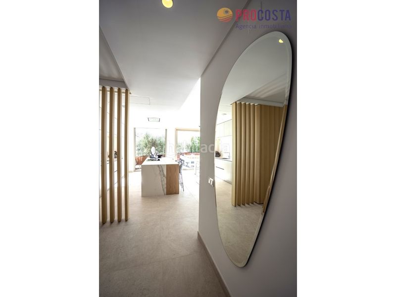 Foto 2fc2eb27-8aff-4fe5-a189-b9399320bdb2. Casa amb aparcament a La Quinta Benahavís