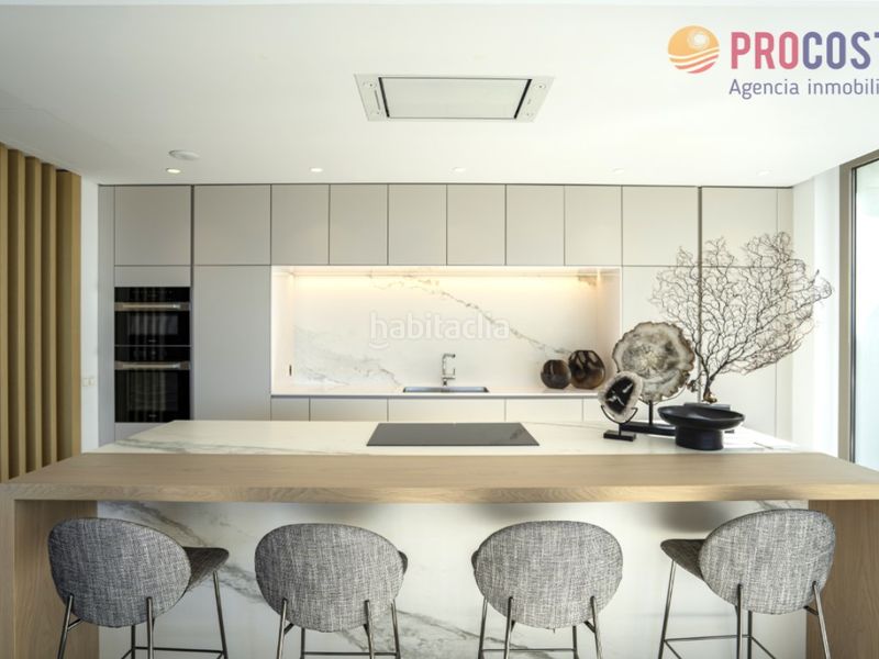 Foto 4cef37fe-72c4-493b-a24a-aeab054c2233. Casa amb aparcament a La Quinta Benahavís