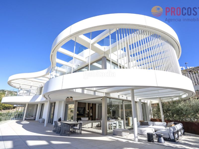 Foto 8466743a-ac10-4282-997c-7f978efb18d6. Casa amb aparcament a La Quinta Benahavís