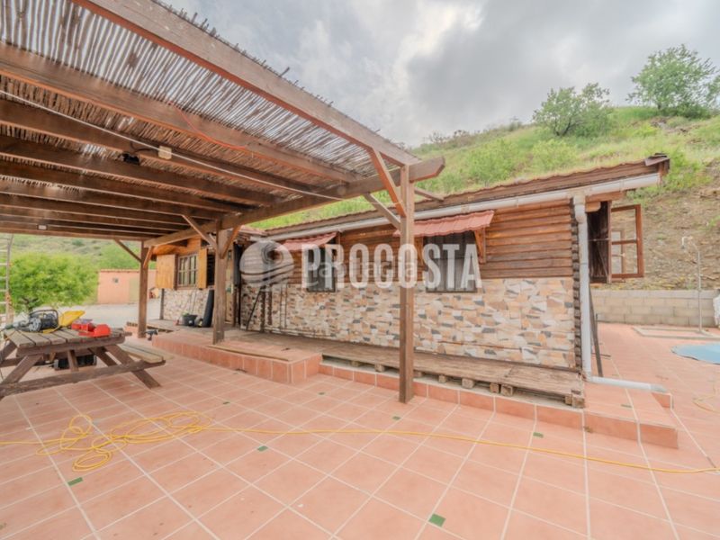 Foto 410b46ef-800a-4e15-9624-a0ebaf88bc0c. Casa amb piscina a Torrecuevas - Lomas del Gato Almuñécar