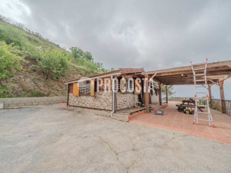 Foto 46428435-da39-4c71-bd24-e46a81c5ba0f. Casa amb piscina a Torrecuevas - Lomas del Gato Almuñécar