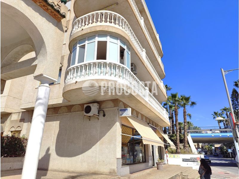 Foto 09de80c7-479f-49dc-b045-d0a3859aff6c. Pis a Almuñecar centro Almuñécar